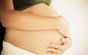 Covid: sì al vaccino in gravidanza e durante l’allattamento