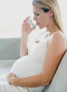 Zucchero: troppo in gravidanza aumenta rischio allergia e asma nei figli
