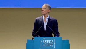 Obama a Milano: parla di cibo, cambiamenti climatici e salute