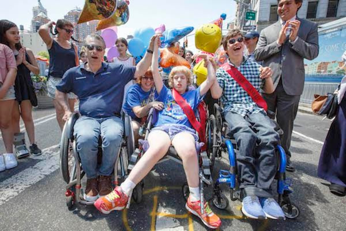 Disability Pride: “In piazza per i diritti di tutti”. Polemiche assenza Fontana