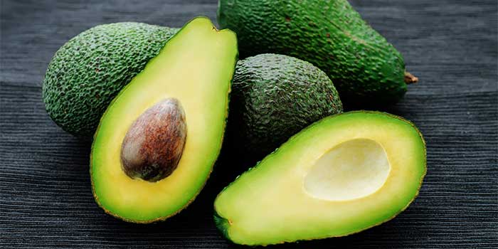 L’ avocado al posto dei carboidrati riduce fame e fa dimagrire. Lo studio USA