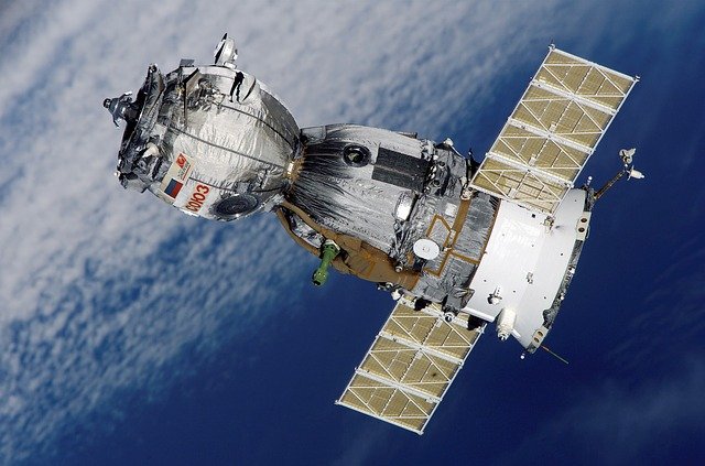 Un satellite spaziale